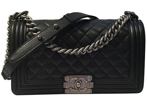 chanel boy bag caviar medium price